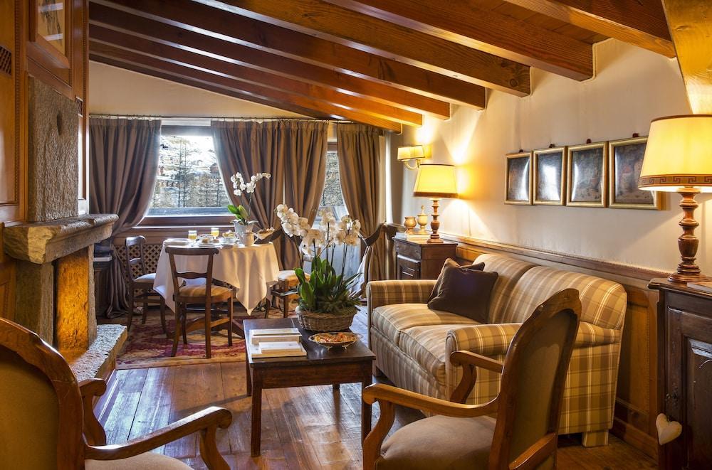 Hotel Hermitage Relais & Chateaux Breuil-Cervinia Exterior foto